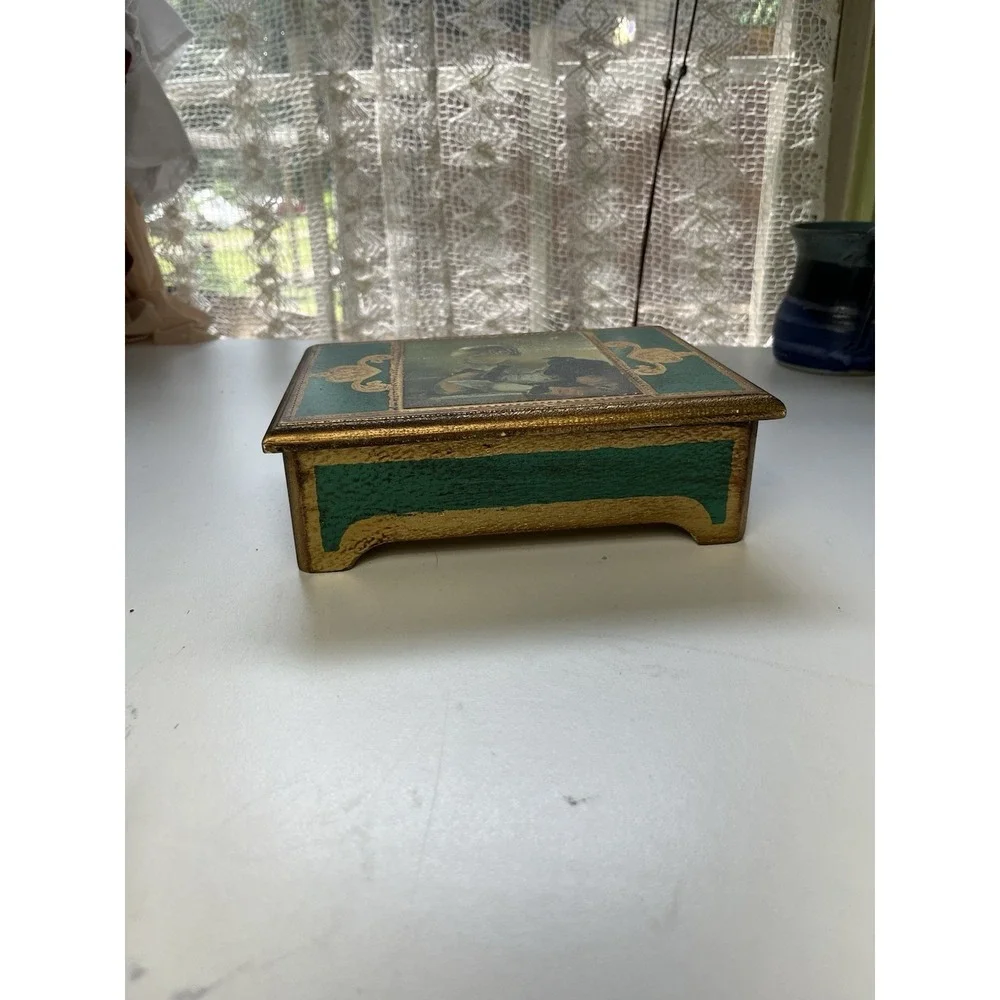 VTG Florentine Musical Jewelry Box W Decorative Pic Gold Gilt Made Italy 8